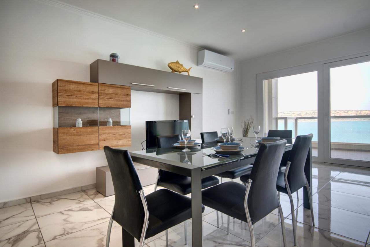 Beachfront Pretty Holiday Home Mellieħa Εξωτερικό φωτογραφία